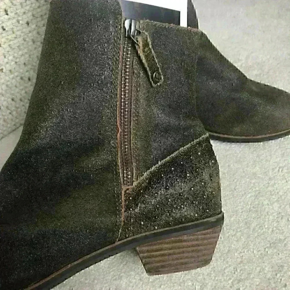 Reef Women's Dark Green Ankle Booties - Picture 7 of 12